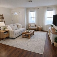 Building Photo - 201 York St