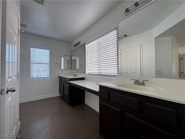 Building Photo - 3532 Enchanted Mesa Ct