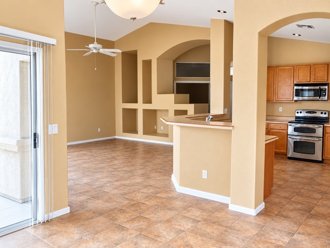Building Photo - 2680 S Holguin Way