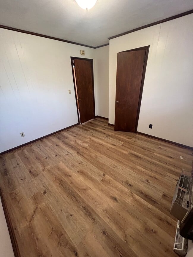 Building Photo - 3/2 House in Jamestown/Lindale $1,495