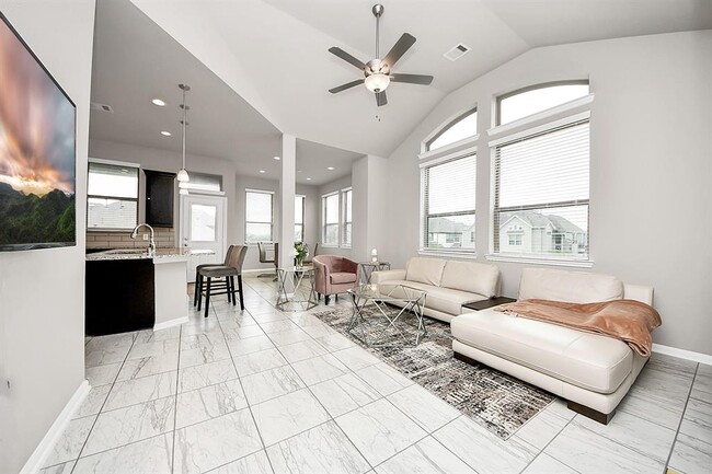 Building Photo - 2518 Terrace Point Dr