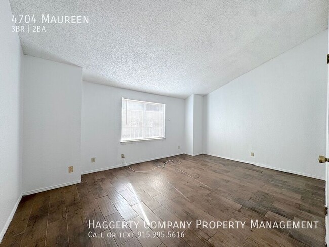 Building Photo - 4704 Maureen-