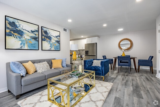 2BR, 1BA - 880SF - Flint River Apartment Homes