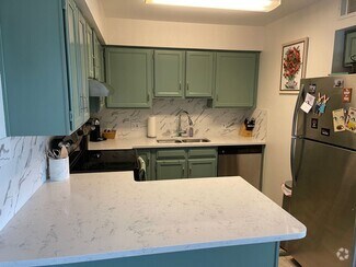 Building Photo - Updated 1 bed 1 bath Condo for rent Aurora...