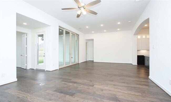 Building Photo - 9634 Wright Dr