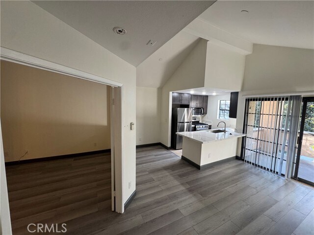 Building Photo - 1046 Calle Del Cerro