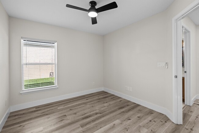 Building Photo - 309 S Ocean Trace Rd