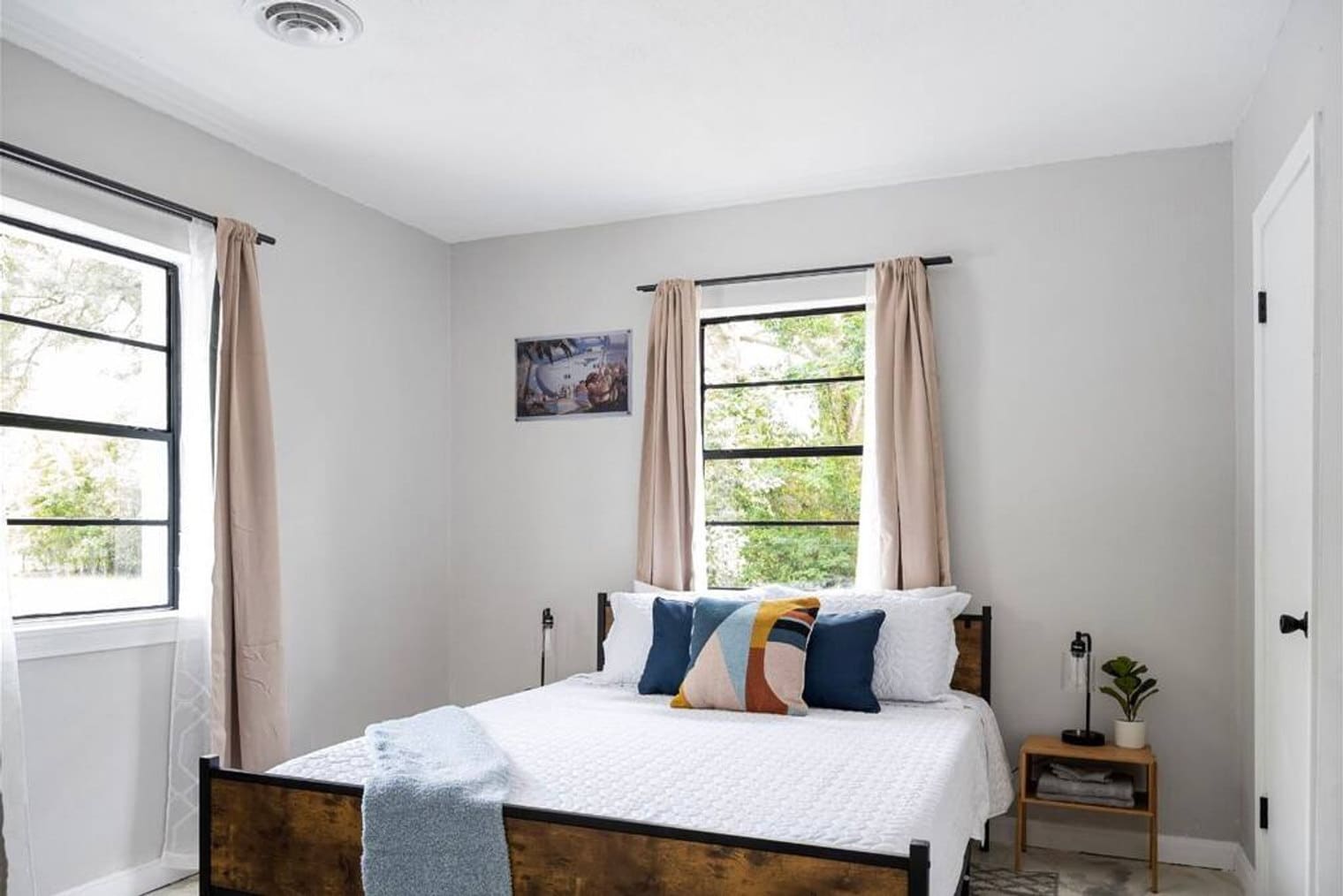 Building Photo - 2001 N 61st Ave