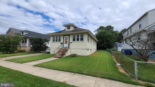 Primary Photo - 113 State St