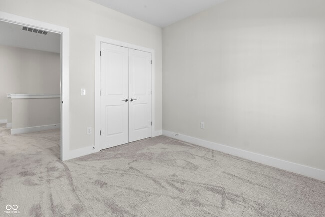 Building Photo - 812 Kinzer Ave