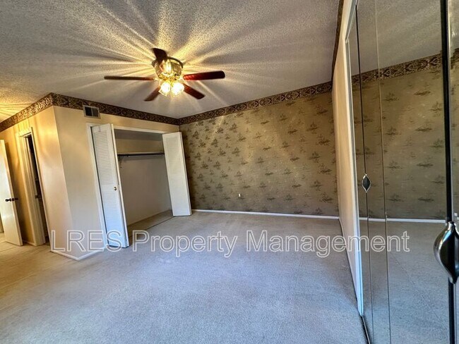 Building Photo - 106 Eastwind Ln