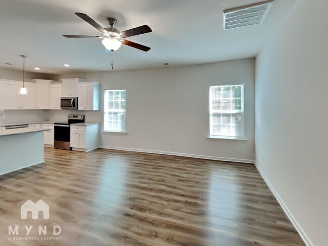 Building Photo - 134 Lauren Ct