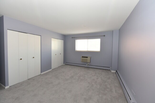 Building Photo - 1567 Ridge Ave