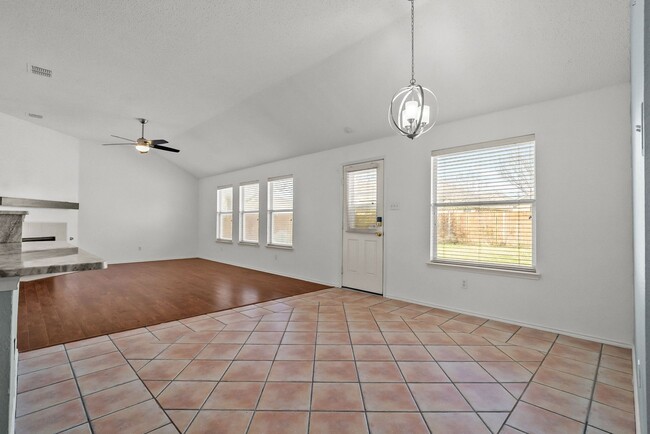 Building Photo - Beautiful 4-Bedroom Home in Parks of Deer Creek – Ready Now!