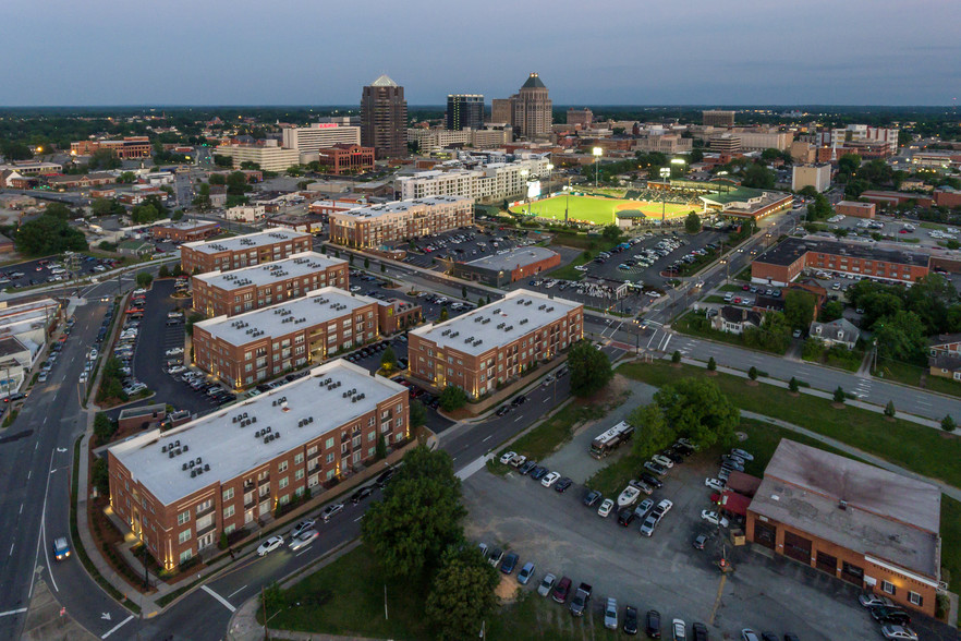 Community Overview - Greenway at Fisher Park