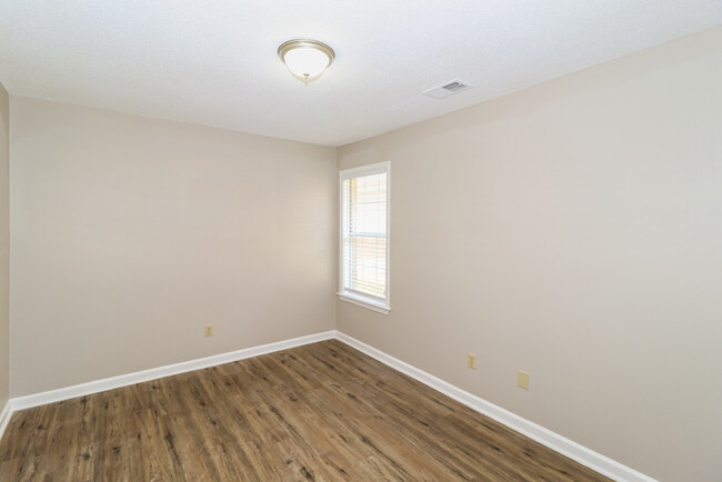 Building Photo - 9811 Morgan Meadows Cove