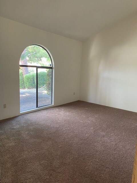 Building Photo - 6405 Landfair Dr