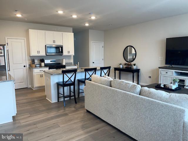 Building Photo - 6 N 8th St