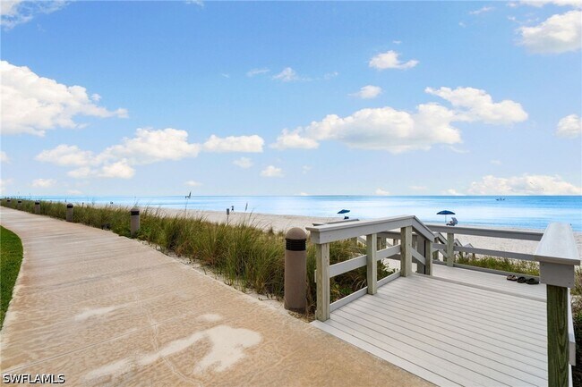 Building Photo - 4401 Gulf Shore Blvd N