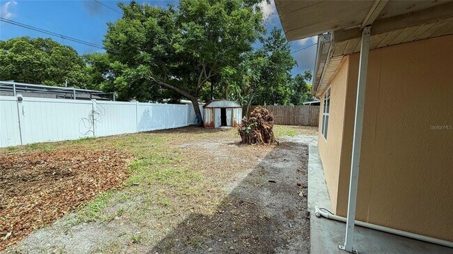 Building Photo - 4102 Highland Loop