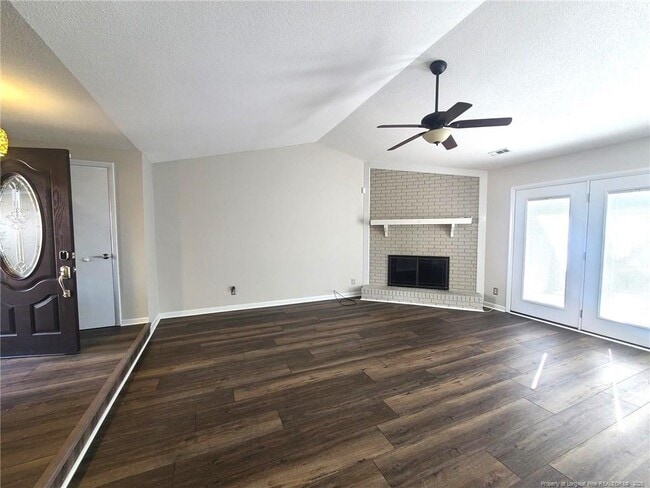 Building Photo - 6744 Irongate Dr