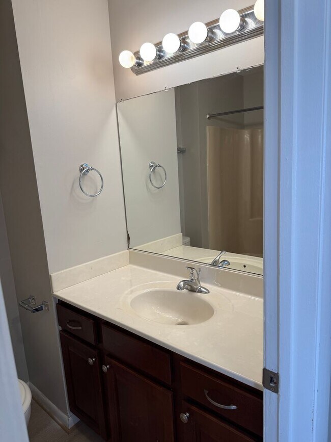 Building Photo - Campus East Townhomes