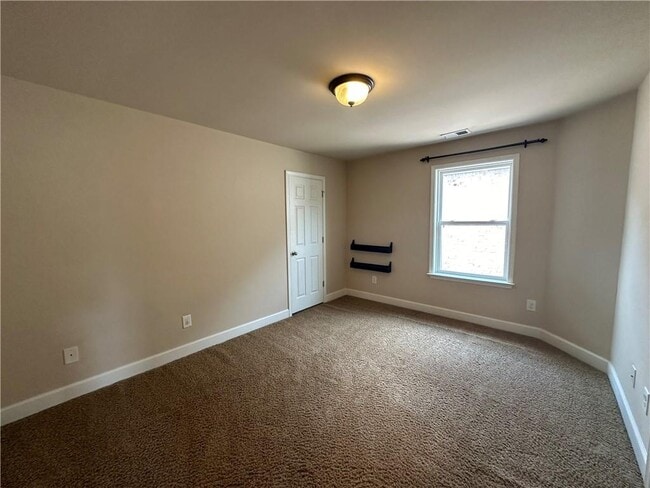 Building Photo - 815 Autry Oak Ct