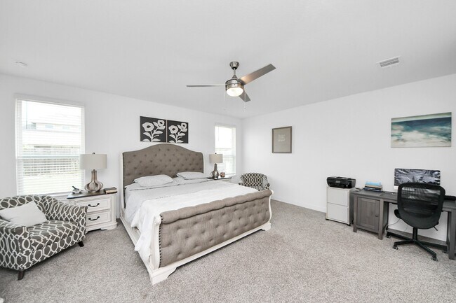 Building Photo - 21130 Almaco Dr