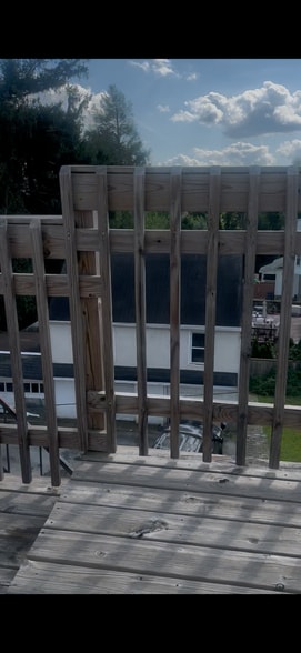 Deck - 220 Owen Ave