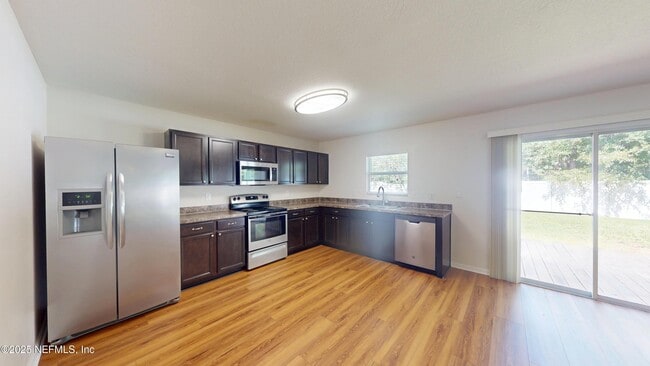 Building Photo - 5000 Magnolia Valley Dr