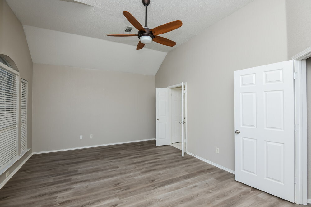 Building Photo - 6920 Field Lark Dr