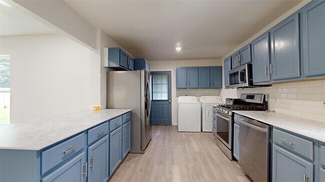 Building Photo - 3806 Cosby St