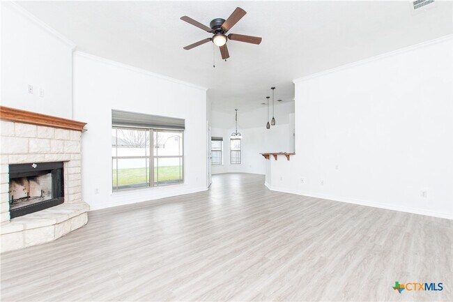 Building Photo - 4602 Lauren MacKenzie Dr