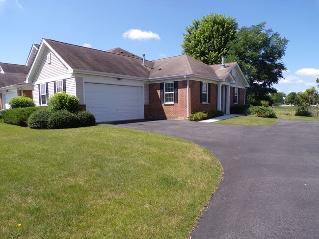 Building Photo - 1045 Carrick Ln