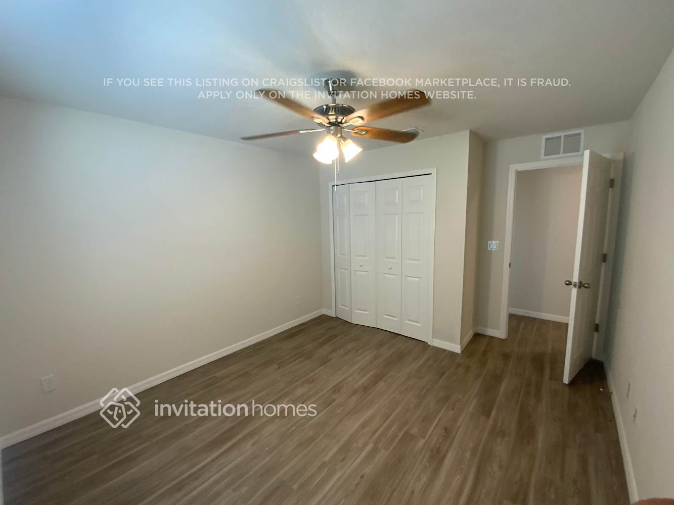 Building Photo - 512 NE 6th Pl