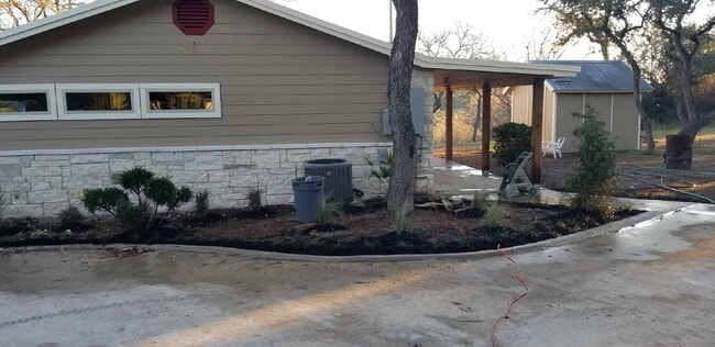 Building Photo - Beautiful Hill Country Retreat Near Lake Travis with AMAZING VIEWS