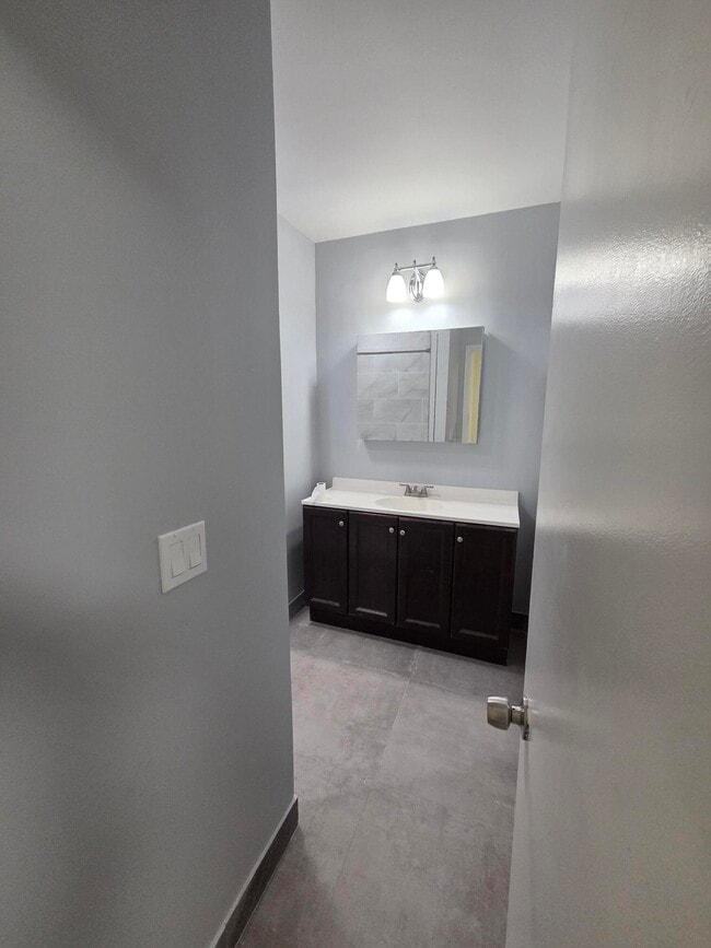 Building Photo - 6274 Seven Springs Blvd