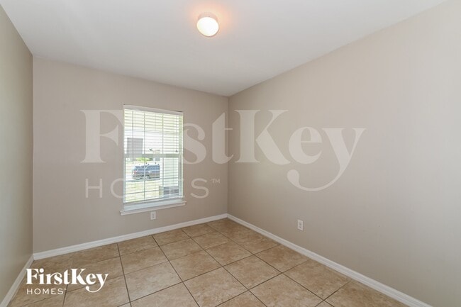 Building Photo - 1023 NW 22nd Terrace