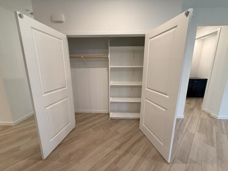 Building Photo - 39613 Taffala