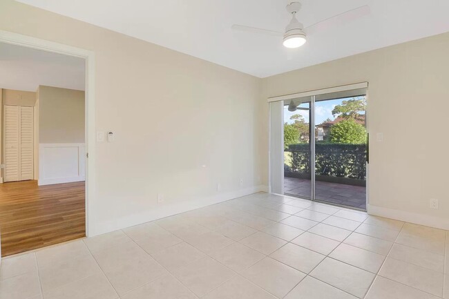 Building Photo - 6341 Chasewood Dr