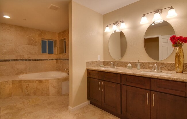 Building Photo - Barcelona Ridge Estates