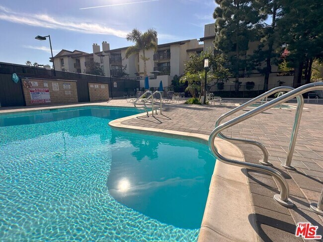 Building Photo - 8600 Tuscany Ave