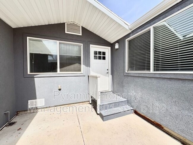 Building Photo - 1257 E 5600 S