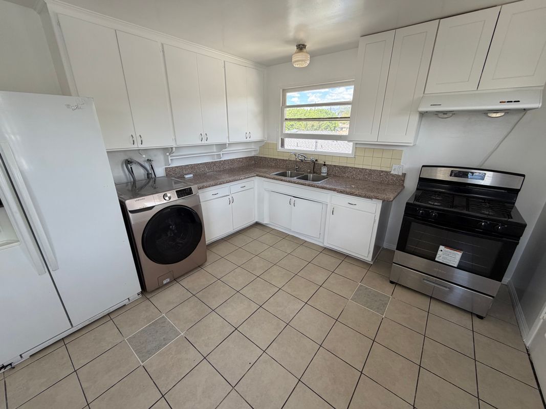 Building Photo - 5660 Noel Dr