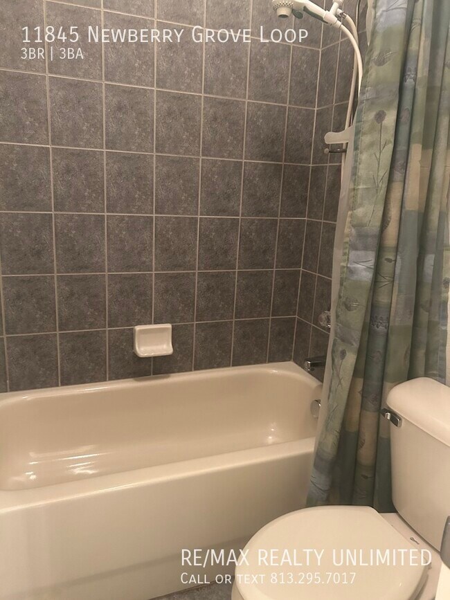 Building Photo - 11845 Newberry Grove Loop