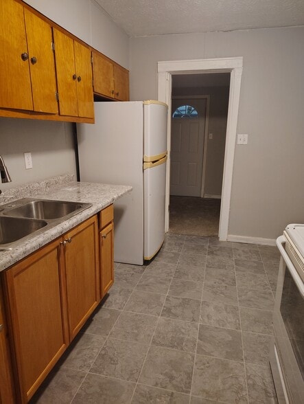 Building Photo - 4700 Ross Ave