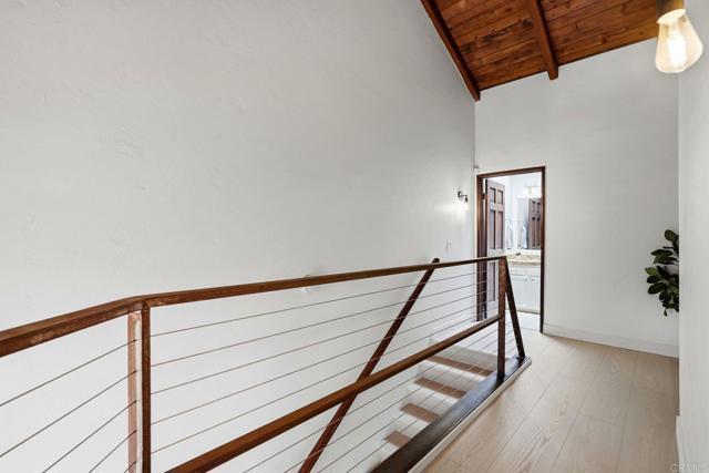 Building Photo - 8608 Villa La Jolla Dr