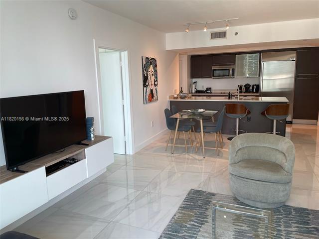 Building Photo - 500 Brickell Ave