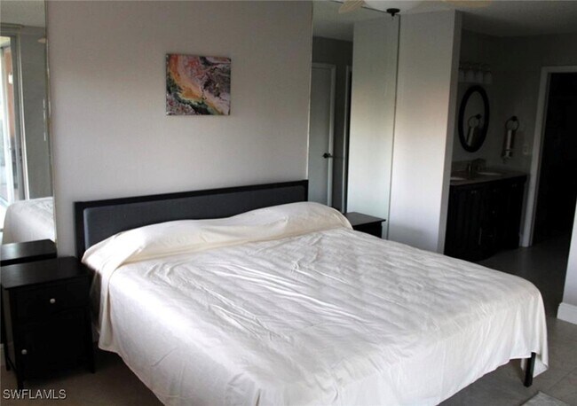 Building Photo - 1085 Forest Lakes Dr