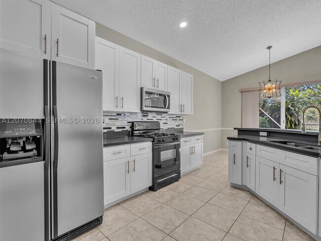 Building Photo - 6271 SW 195th Ave